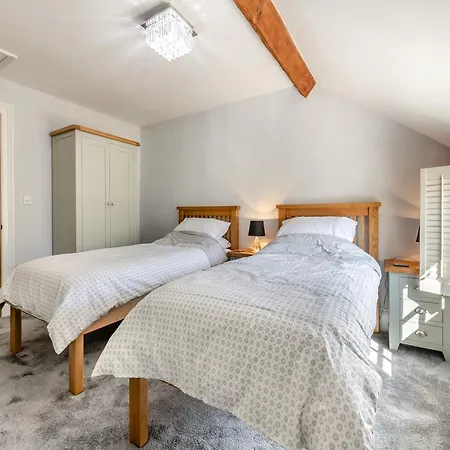 Ryburn House - Uk43518 * ثورنتون دالي